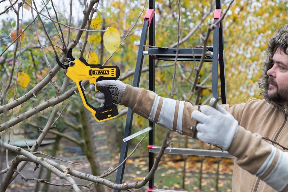 Podadora XR 18V DCMPP568N-XJ