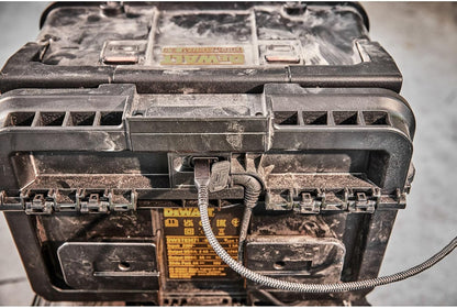 Cargador Doble XR 18V / FLEXVOLT 4A DWST83471-QW